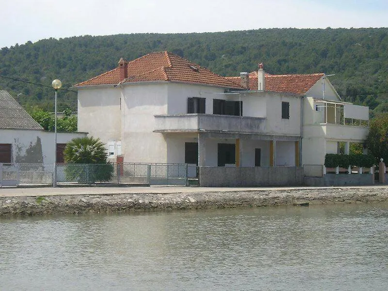 Apartment L&K Zdrelac